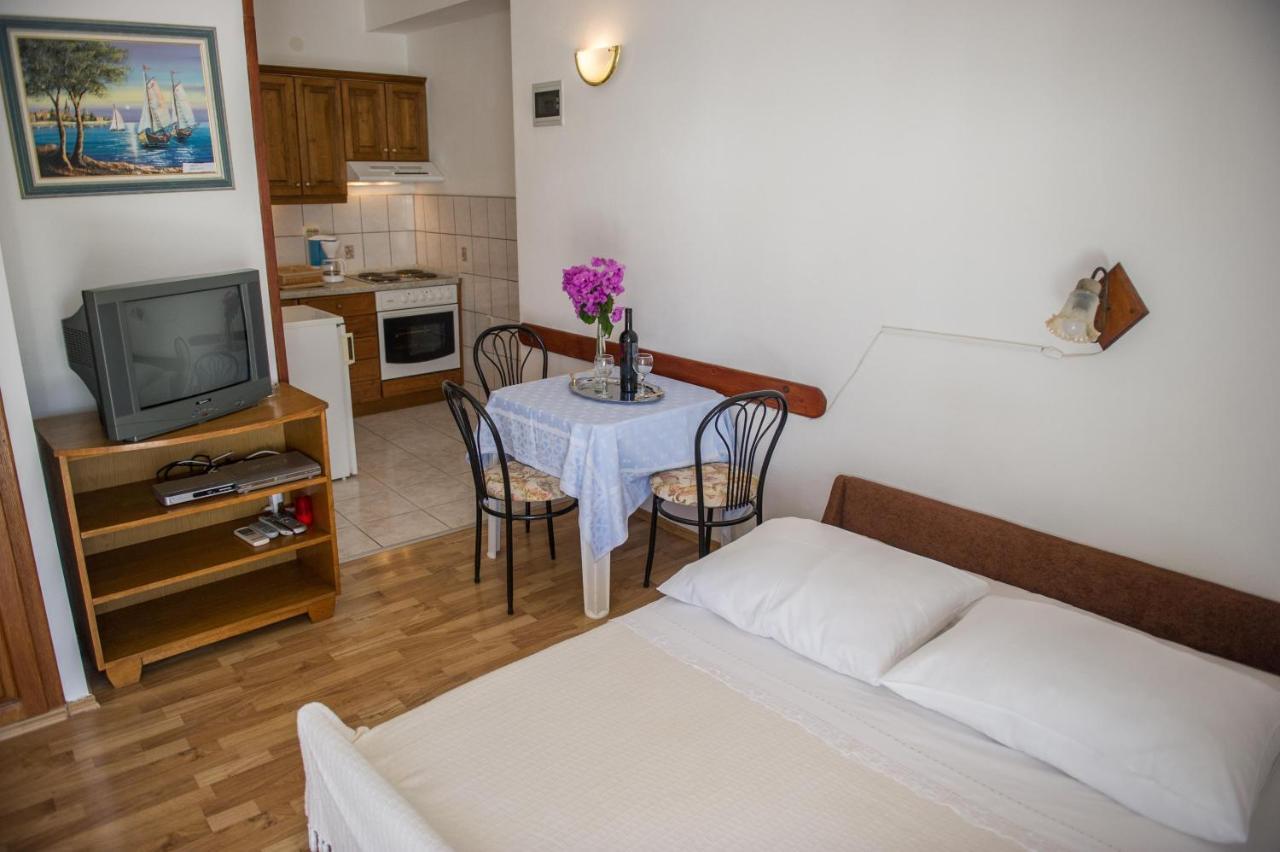 רוגוזניצה Apartments Skarpa 1601 מראה חיצוני תמונה